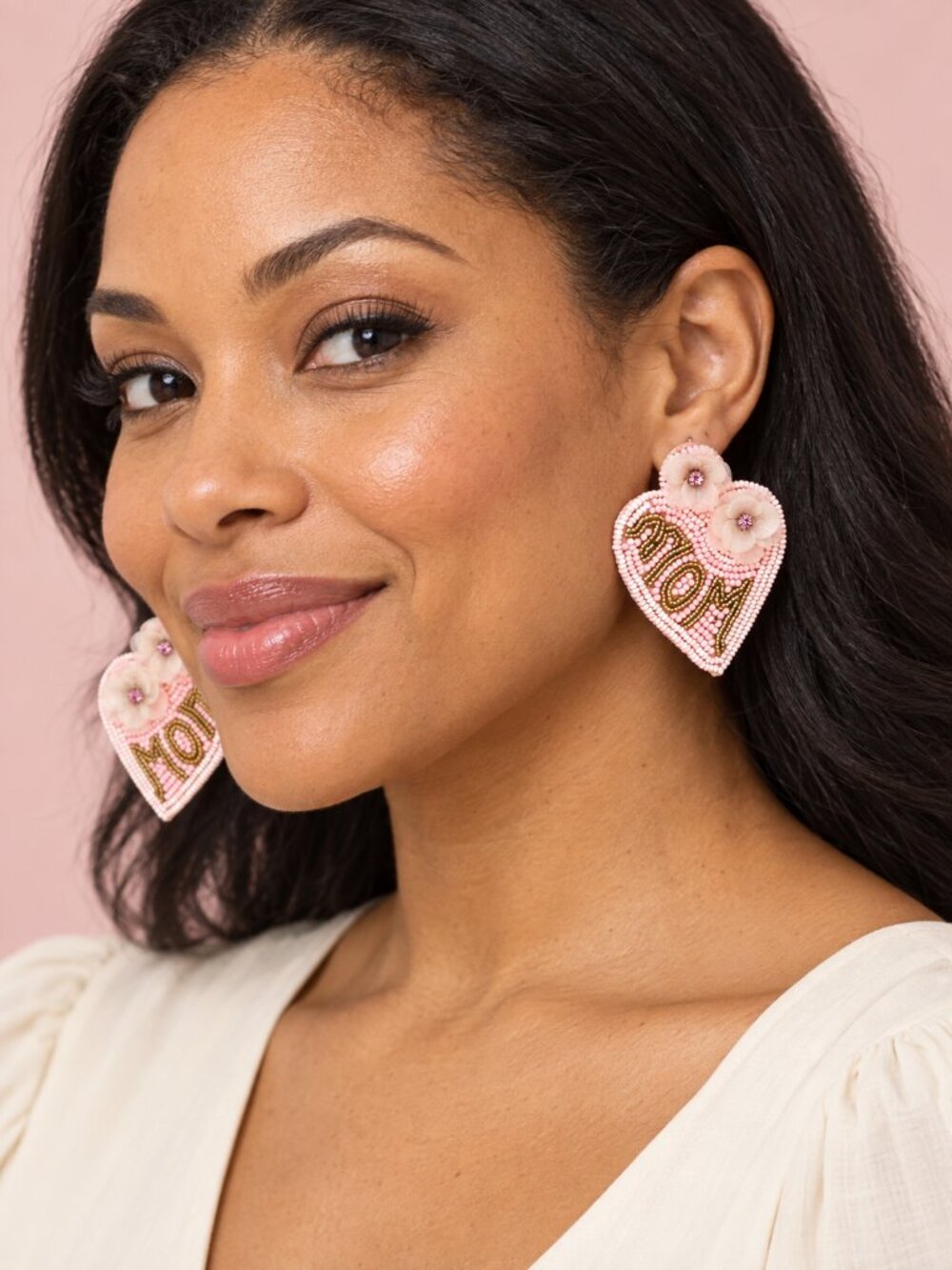 Mom Seed Bead Heart Shaped Earrings Pink or White Mother's Day Gift NEW - Picture 3 of 5